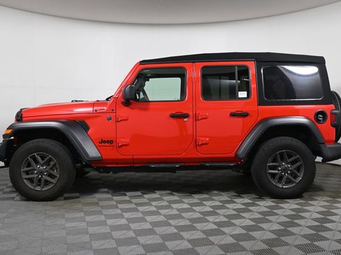 Used 2024 Jeep Wrangler Sport S image 2