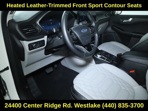 Used 2023 Ford Escape Platinum w/ Premium Technology Package AWD/4WD image 18