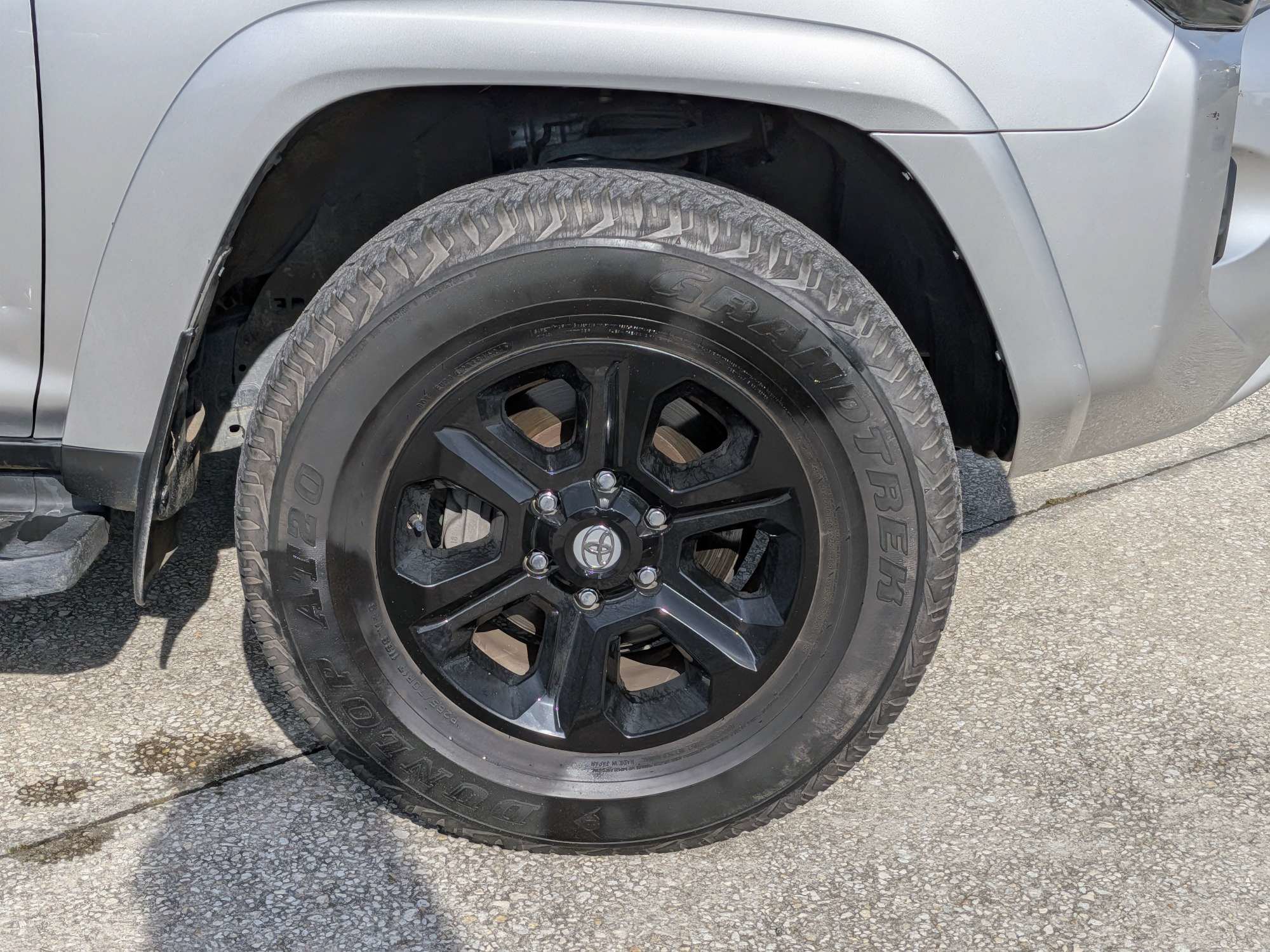 Used 2024 Toyota 4Runner SR5 AWD/4WD image 12