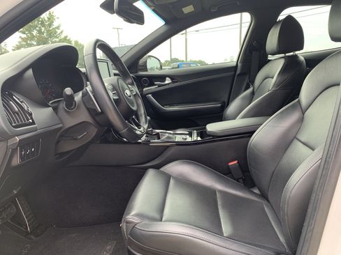 Used 2021 Kia Stinger GT-Line RWD image 16
