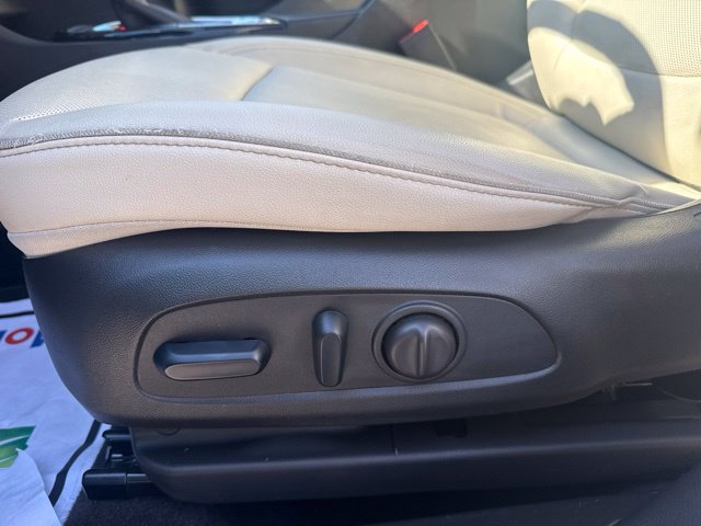 Used 2024 Buick Encore GX Sport Touring w/ Experience Buick Package FWD image 13