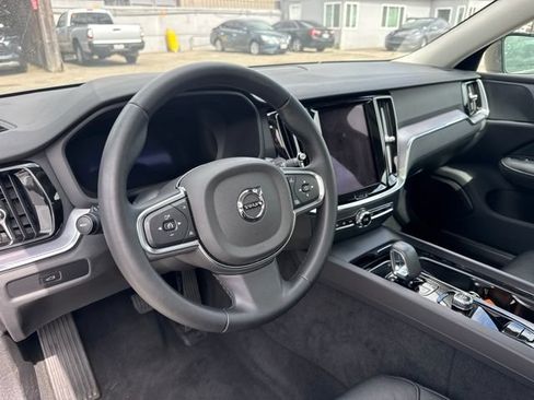 Used 2024 Volvo S60 B5 Core FWD image 10