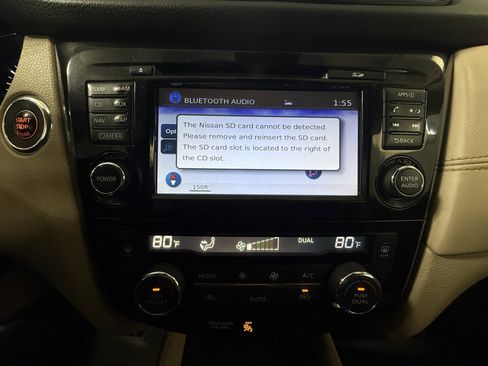 Used 2017 Nissan Rogue SL w/ SL Premium Package image 35