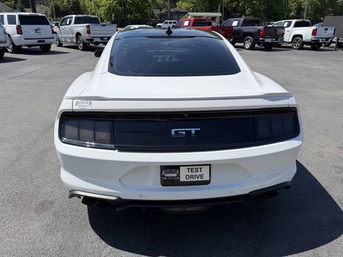 Used 2021 Ford Mustang GT Premium w/ Black Accent Package RWD image 5