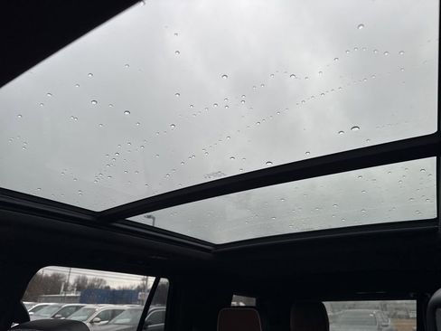 Used 2024 GMC Yukon Denali Ultimate w/ LPO, Floor Liner Package image 19