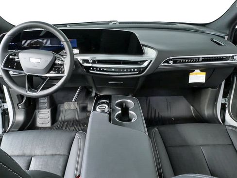 Certified 2025 Cadillac Lyriq Luxury w/ LPO, Floor Liner Package AWD/4WD image 16