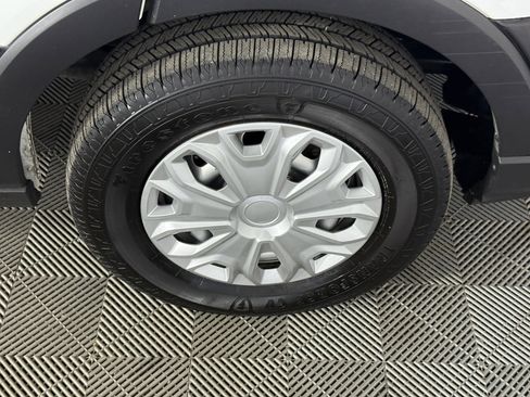 Used 2020 Ford Transit 250 Base image 31