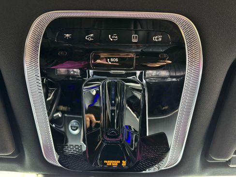 Used 2022 Mercedes-Benz S 500 4MATIC w/ AMG Line Package image 40