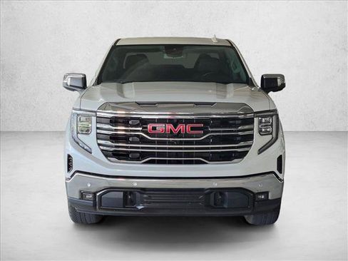 Used 2024 GMC Sierra 1500 SLT w/ SLT Premium Plus Package RWD image 2