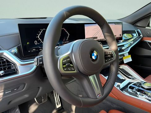 New 2027 BMW X6 xDrive40i w/ Executive Package AWD/4WD image 13