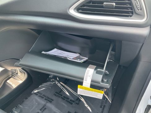 New 2026 Chrysler Voyager LX FWD image 17