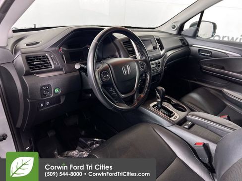 Used 2017 Honda Ridgeline RTL image 3