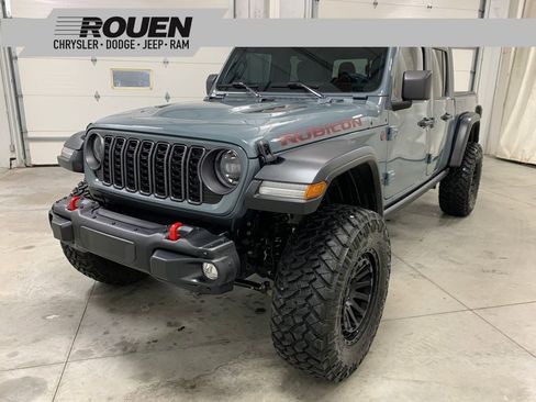 Used 2024 Jeep Gladiator Rubicon w/ Safety Group image 1