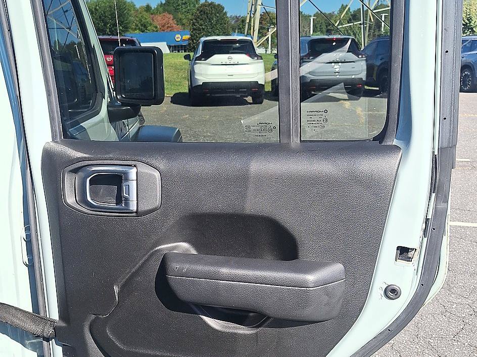 Used 2023 Jeep Wrangler Unlimited Sport AWD/4WD image 25