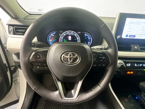 Used 2024 Toyota RAV4 XLE w/ Convenience Package AWD/4WD image 17