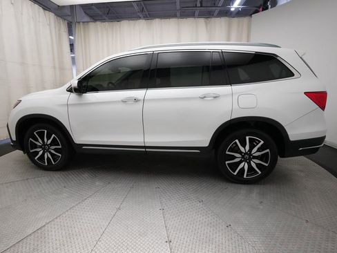 Certified 2021 Honda Pilot Touring image 24