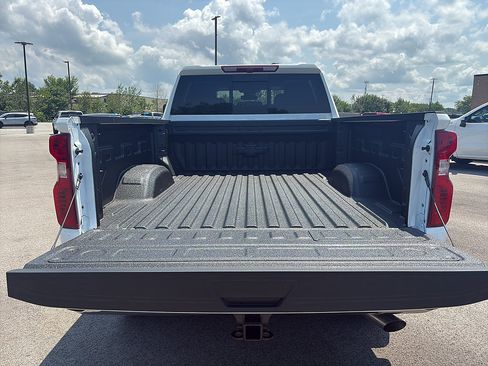 New 2026 Chevrolet Silverado 3500 LT w/ All Star Edition AWD/4WD image 4