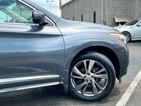 Used 2013 INFINITI JX35 AWD w/ Premium Pkg image 4