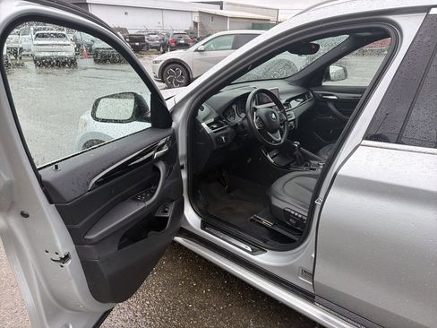 Used 2016 BMW X1 xDrive28i image 9