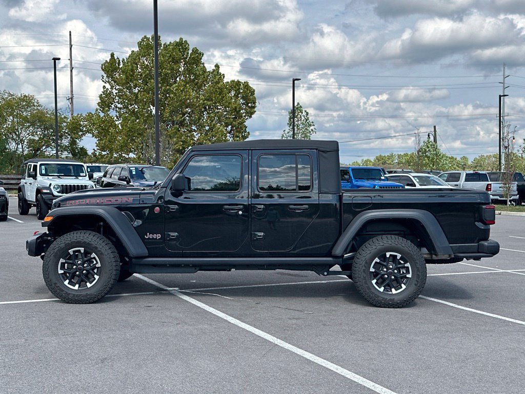New 2026 Jeep Gladiator Rubicon w/ Steel Power Dome Hood Package AWD/4WD image 4