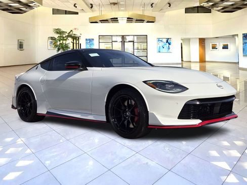 New 2026 Nissan Z NISMO RWD image 2