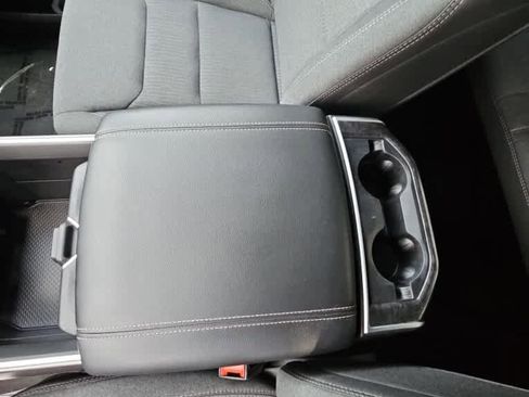 Used 2019 RAM 1500 Big Horn AWD/4WD image 17