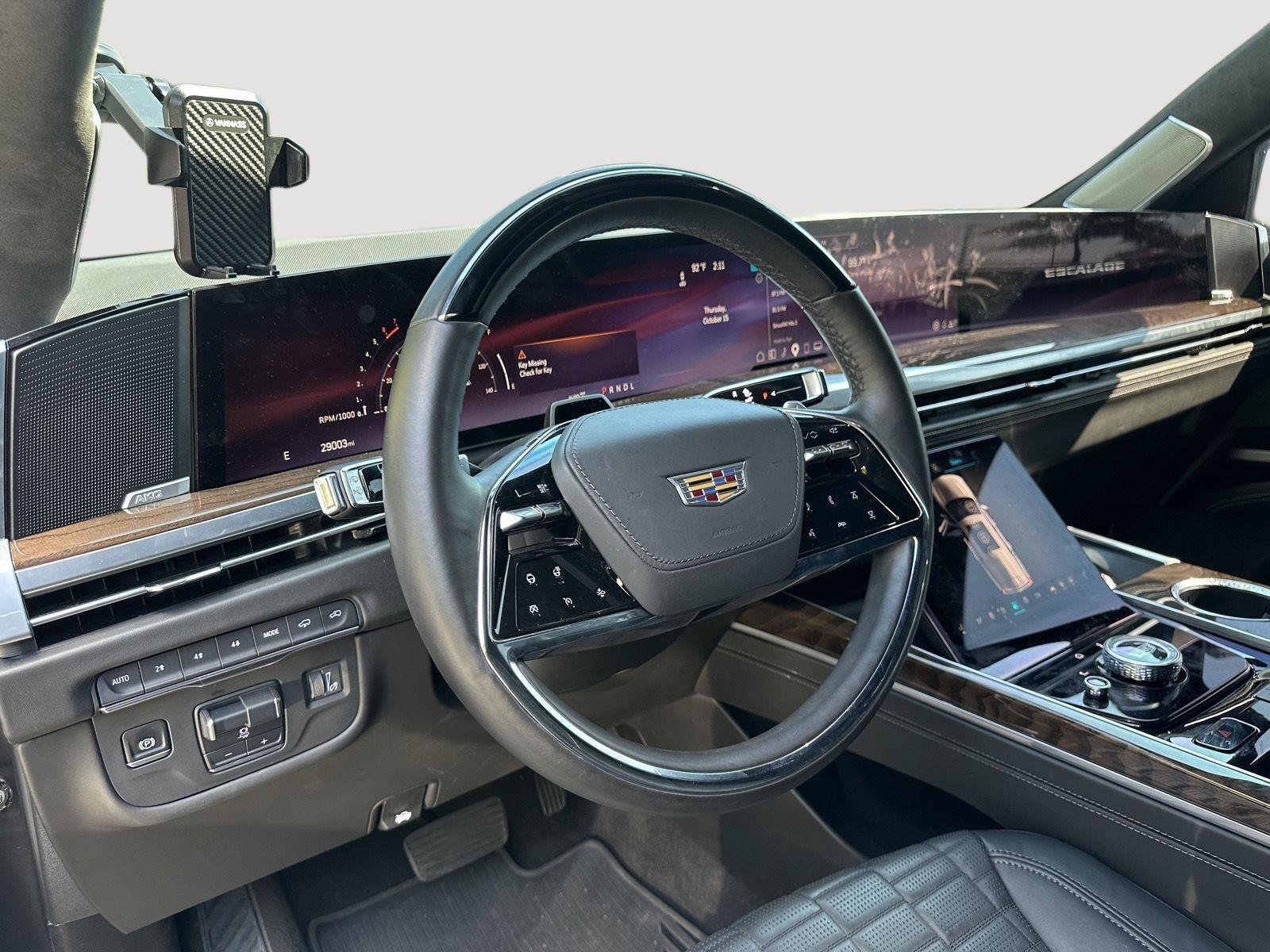 Used 2025 Cadillac Escalade Sport Platinum AWD/4WD image 10