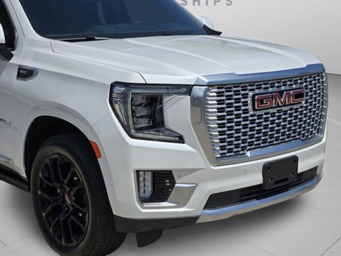 Used 2024 GMC Yukon Denali RWD image 33