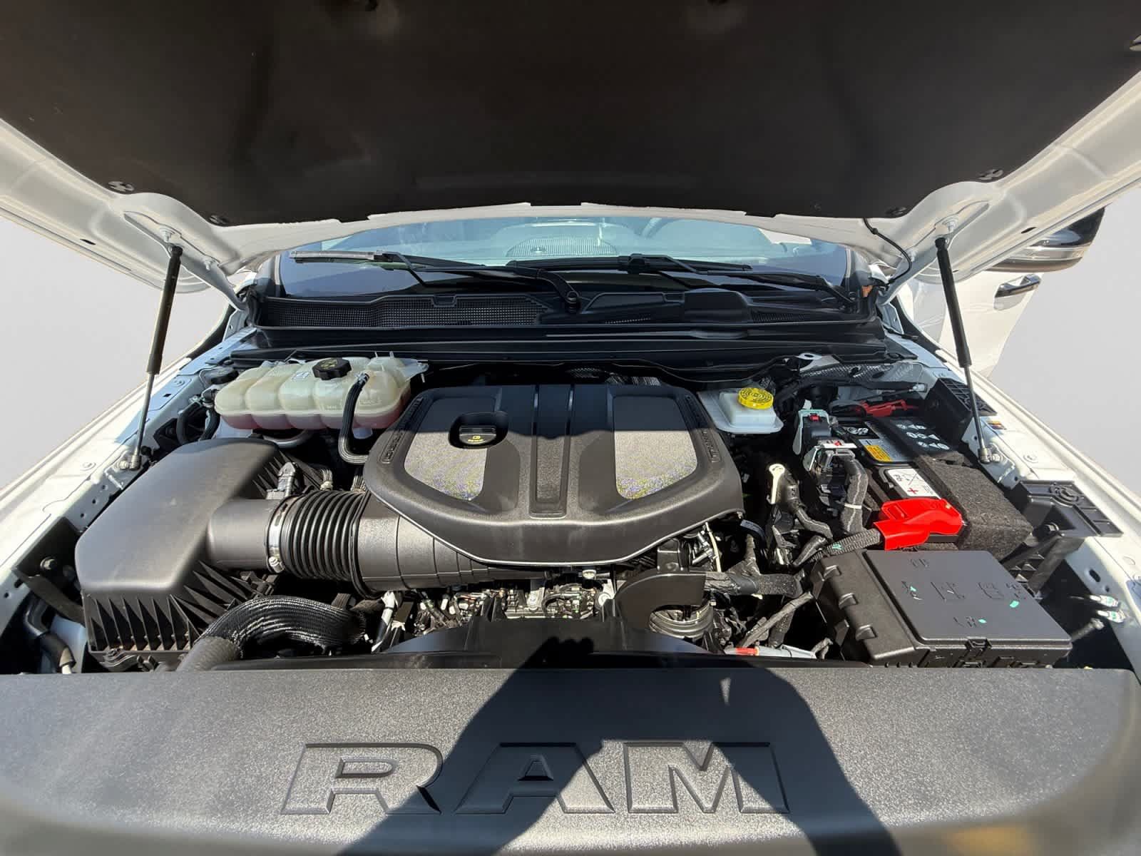 Used 2025 RAM 1500 Big Horn AWD/4WD image 24