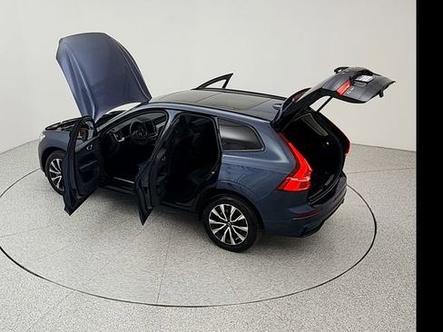 Certified 2025 Volvo XC60 B5 Plus w/ Climate Package AWD/4WD image 41