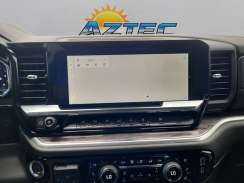Used 2024 Chevrolet Silverado 1500 LTZ w/ Technology Package AWD/4WD image 17