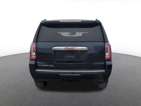 Used 2019 GMC Yukon XL Denali w/ Open Road Package image 5