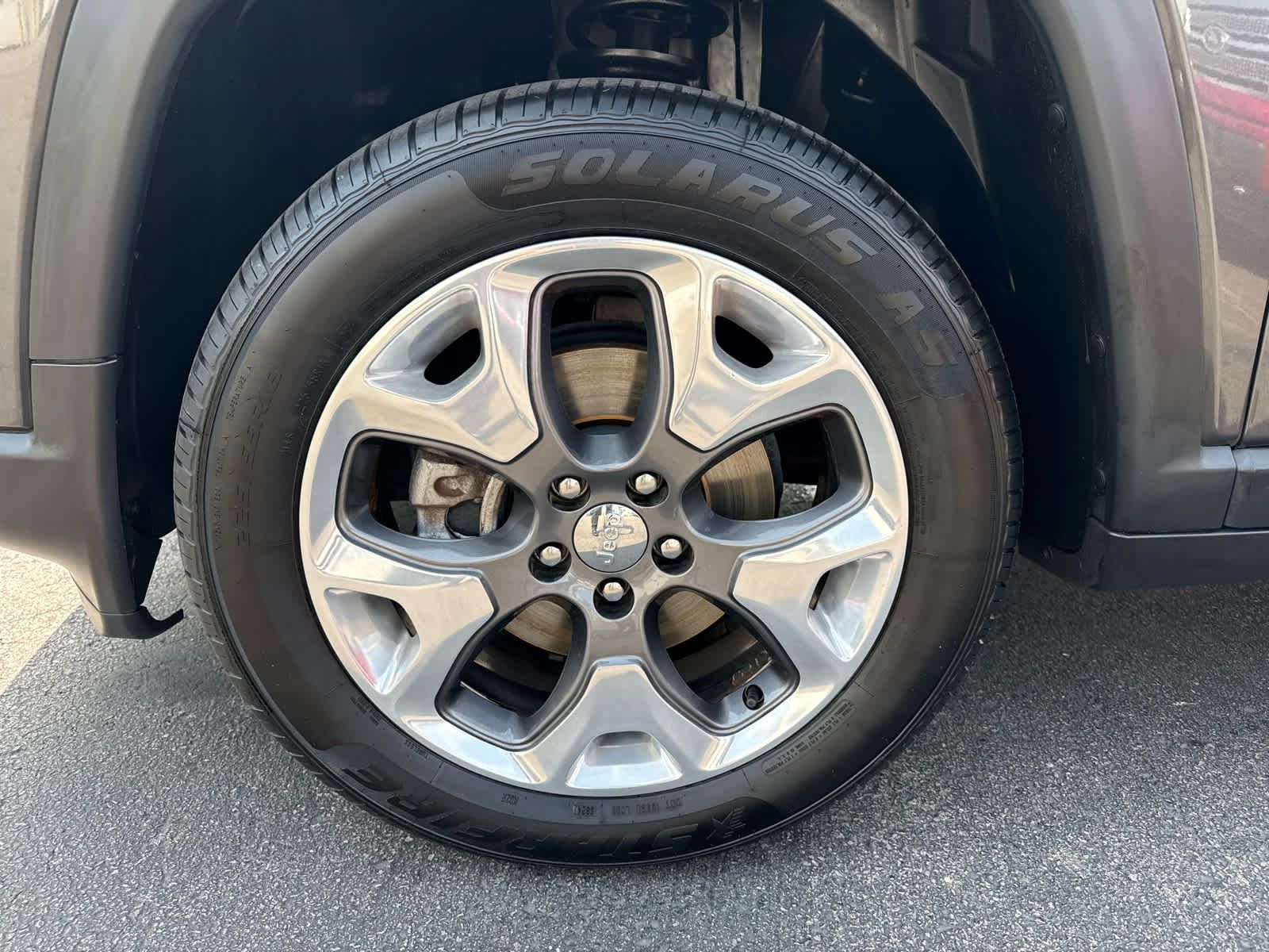 Used 2018 Jeep Compass Limited AWD/4WD image 9