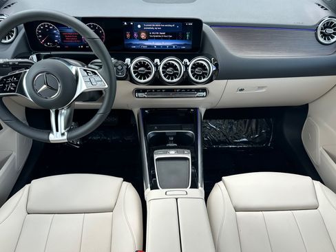 New 2026 Mercedes-Benz GLA 250 4MATIC image 13