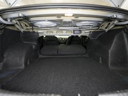 Used 2018 Chevrolet Malibu LT image 10