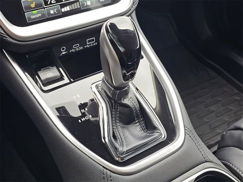 Certified 2023 Subaru Outback Limited image 36
