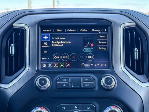 Used 2021 GMC Sierra 1500 Denali w/ Denali Ultimate Package AWD/4WD image 13
