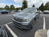 Used 2022 Volkswagen Tiguan SE image 5