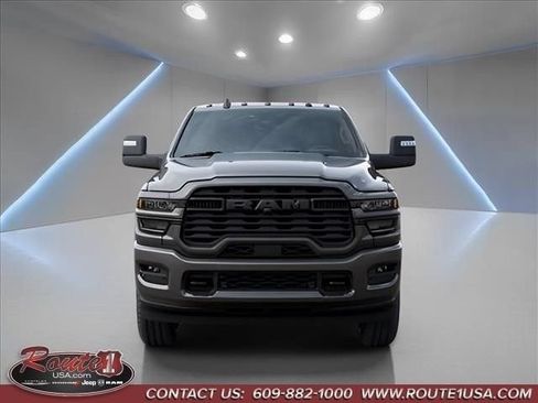 New 2026 RAM 2500 Big Horn AWD/4WD image 7