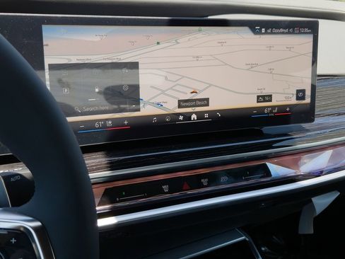 New 2026 BMW 740i w/ Premium Package RWD image 12