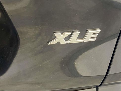 Used 2025 Toyota RAV4 XLE image 11