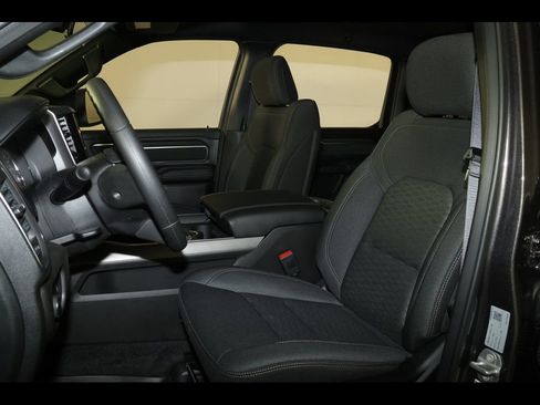 New 2026 RAM 1500 4x4 Crew Cab image 13