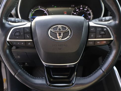 Used 2021 Toyota Highlander Limited image 36