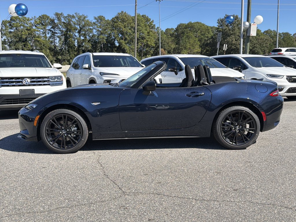 New 2026 MAZDA MX-5 Miata Club w/ Interior Package RWD image 18