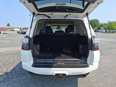 Used 2015 Toyota 4Runner SR5 Premium AWD/4WD image 27