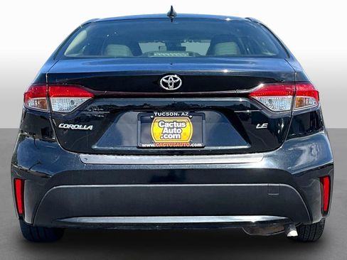 Used 2022 Toyota Corolla LE image 4