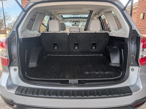 Used 2016 Subaru Forester 2.5i Premium w/ All-Weather Package image 10