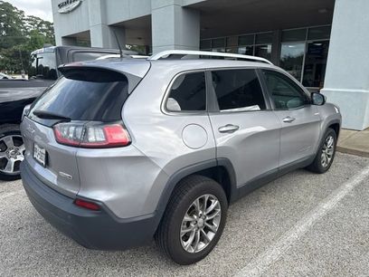 Used 2019 Jeep Cherokee Latitude Plus