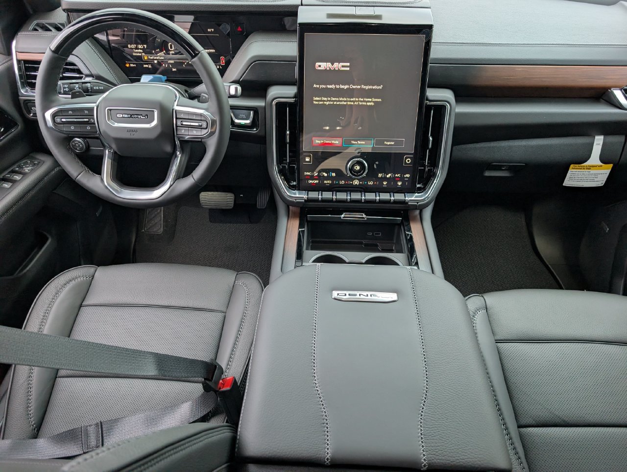New 2027 GMC Yukon Denali w/ Sun & Power Step Package AWD/4WD image 8