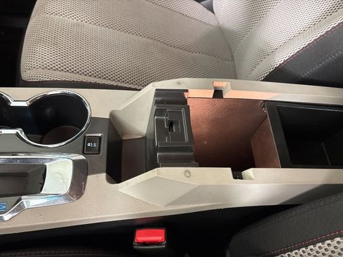 Used 2016 Chevrolet Equinox LS image 28